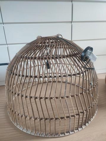 Grote rotan Hanglamp (83x60cm) beschikbaar voor biedingen