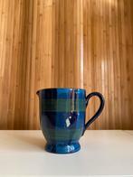 Vintage ceramic blauw groene geruite kan met oor h15cm, Overige typen, Keramiek, Overige stijlen, Ophalen of Verzenden