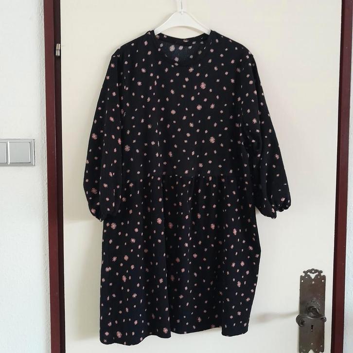 Janina jurkje maat 48   1,50 euro  UITVERKOOP!, Kleding | Dames, Jurken, Gedragen, Maat 46/48 (XL) of groter, Zwart, Boven de knie