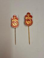 2x speldje the beatles, Verzamelen, Speldjes, Pins en Buttons, Ophalen of Verzenden, Gebruikt, Overige onderwerpen