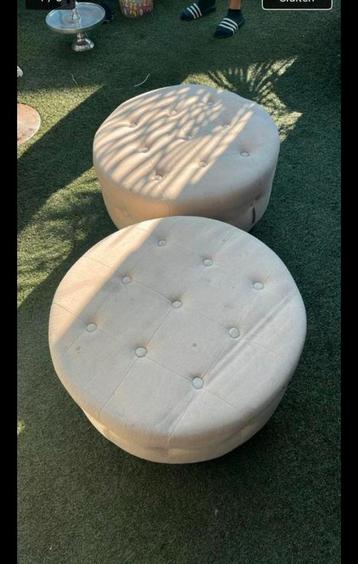 Richmond poef 2 stuks beschikbaar voor biedingen