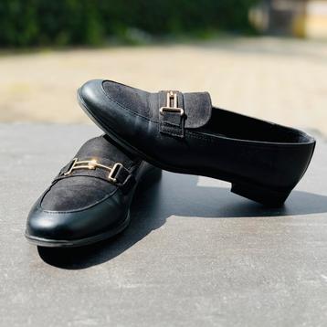 Zwarte Mocassins - maat 37 beschikbaar voor biedingen