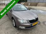Skoda Superb Combi 1.8 TSI Comfort Business Line - COMING SO, Auto's, Voorwielaandrijving, Euro 5, Stof, 74 €/maand