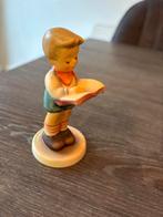 Hummel Beeldje Lezend Jongetje nr.2087, Ophalen of Verzenden, Zo goed als nieuw, Hummel