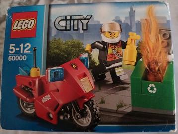 LEGO City 60000 Brandweermotor beschikbaar voor biedingen