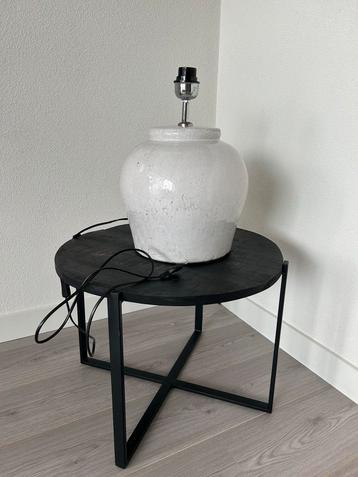 Mooie Tafellamp beschikbaar voor biedingen