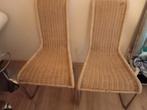Twee rieten stoelen met metalen poten, Gebruikt, Twee, Bruin, Ophalen of Verzenden