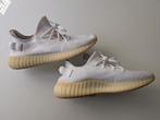 Yeezy 350 v2 cream white 44 gedragen!, Kleding | Heren, Schoenen, Ophalen of Verzenden, Gedragen, Wit