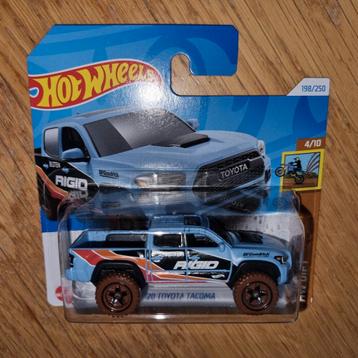 598 - Hotwheels Toyota Tacoma in verpakking.  beschikbaar voor biedingen