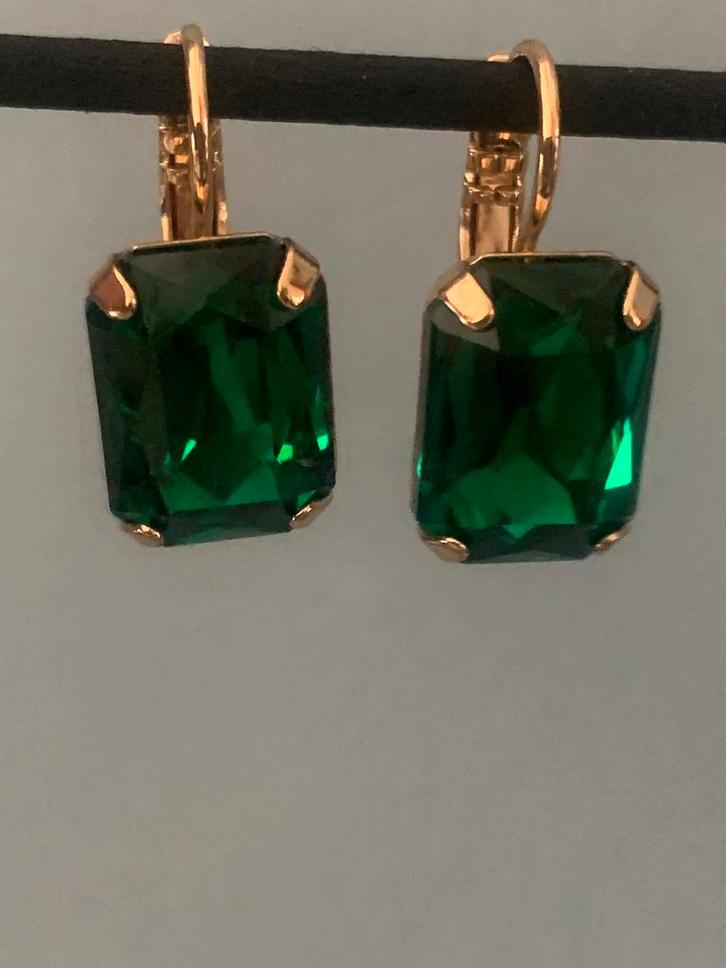 Prachtige Otazu oorbellen in emerald groen., Sieraden, Tassen en Uiterlijk, Oorbellen, Zo goed als nieuw, Overige materialen, Goud