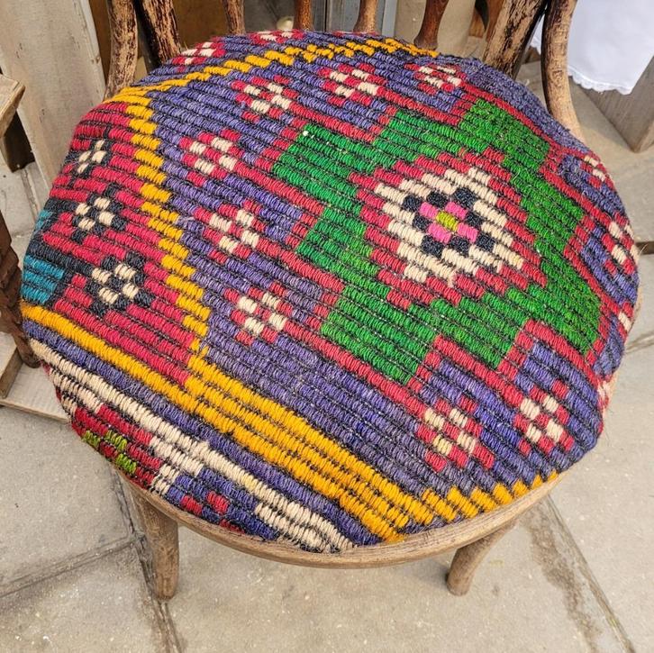 ronde kelim kussen, Antiek en Kunst, Antiek | Kleden en Textiel, Ophalen of Verzenden