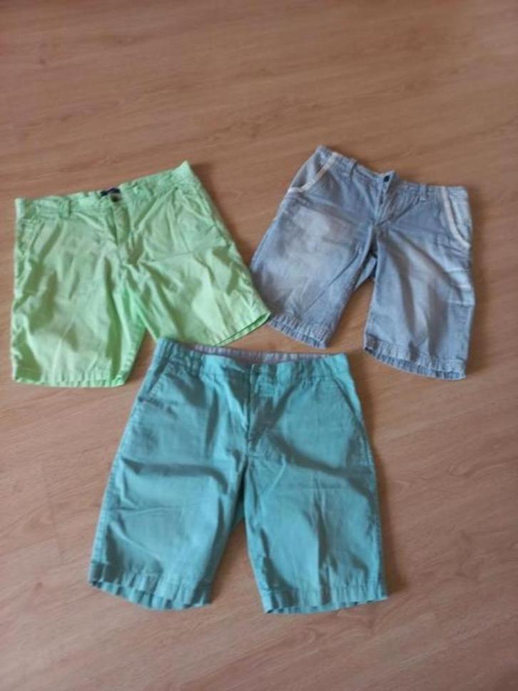 Pakket met 3 leuke heren korte broeken div merken, Kleding | Heren, Broeken en Pantalons, Zo goed als nieuw, Overige maten, Ophalen of Verzenden