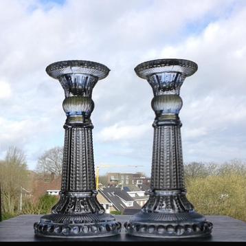 Stel Kandelaars Persglas Art Deco beschikbaar voor biedingen