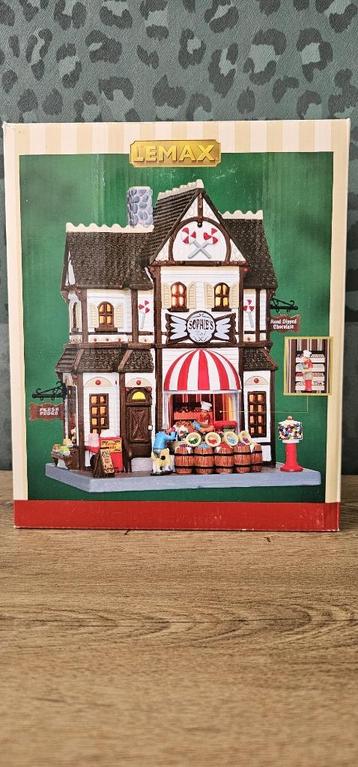  Zeldzaam Lemax Huisje - Sophie’s Sweet Shop  beschikbaar voor biedingen