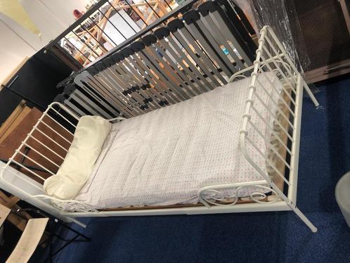 Bed 1p staal wit WD-028, Huis en Inrichting, Kasten | Kledingkasten, Zo goed als nieuw, Minder dan 100 cm, 25 tot 50 cm, Ophalen