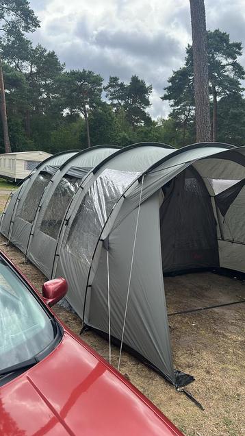 Redwood tent 4 persoons beschikbaar voor biedingen