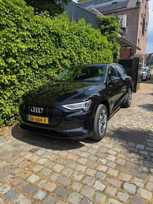 Audi e-tron 55 Quattro 360pk 2019 Zwart, Auto's, Audi, Particulier, e-tron, Elektrisch, SUV of Terreinwagen, Automaat, Origineel Nederlands