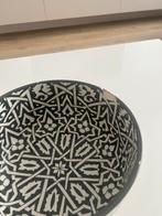 Marokkaanse Handgemaakte Schaal, Huis en Inrichting, Woonaccessoires | Schalen en Manden, Gebruikt, Porselein of Keramiek, Schaal