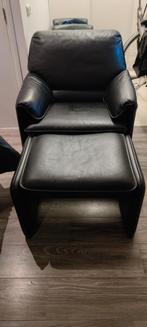 Leolux fauteuil met hocker, Huis en Inrichting, Fauteuils, Ophalen, Gebruikt, 75 tot 100 cm, 50 tot 75 cm