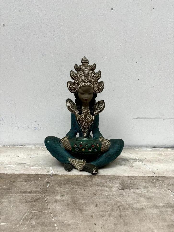 Thais beeld met waxinelichthouder – sfeervolle decoratie, Huis en Inrichting, Woonaccessoires | Boeddhabeelden, Ophalen