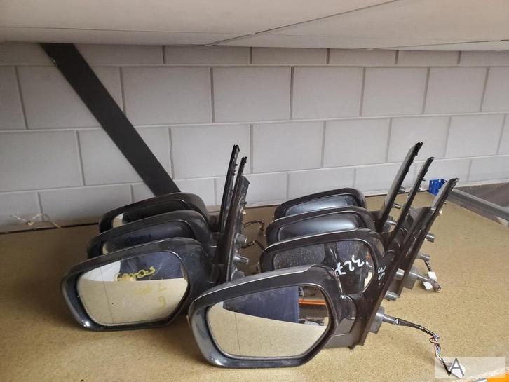 Mitsubishi Grandis spiegel links elektrisch 9 draden €150, Auto-onderdelen, Spiegels, Mitsubishi, Gebruikt, Ophalen of Verzenden