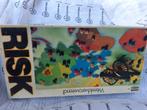 Vintage Bordspel RISK Compleet en in mooie staat., Reisspel, Gebruikt, Parker, Een of twee spelers