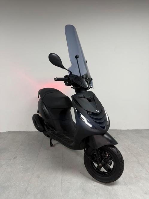 PIAGGIO ZIP 4T 2019 IGET/SP/LED/25 of 45KM/AANBIEDING!!, Fietsen en Brommers, Scooters | Piaggio, Zo goed als nieuw, Zip, Ophalen