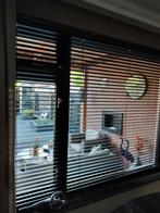 Twee stuks Luxaflex zwart 5 cm brede lamellen, Huis en Inrichting, Ophalen, Zo goed als nieuw, Zwart, 150 tot 200 cm