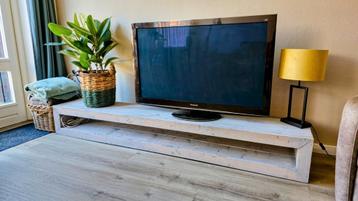 Houten tv meubel 