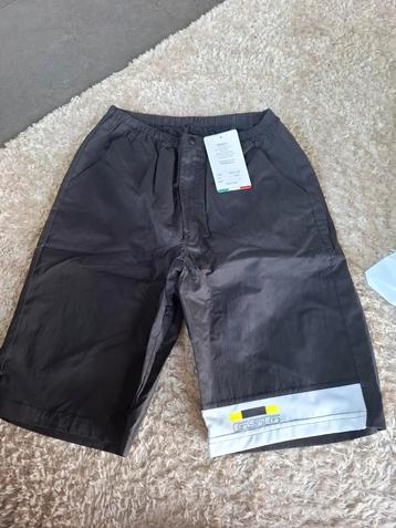 Korte broek nieuw maat m beschikbaar voor biedingen