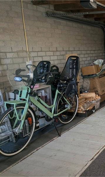 Yepp mini kinderzitje zwart incl. windscherm beschikbaar voor biedingen