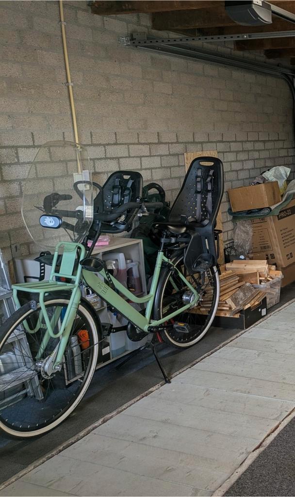 Yepp mini kinderzitje zwart incl. windscherm, Fietsen en Brommers, Fietsaccessoires | Fietsstoeltjes, Gebruikt, Voorzitje, 0 t/m 18 kg