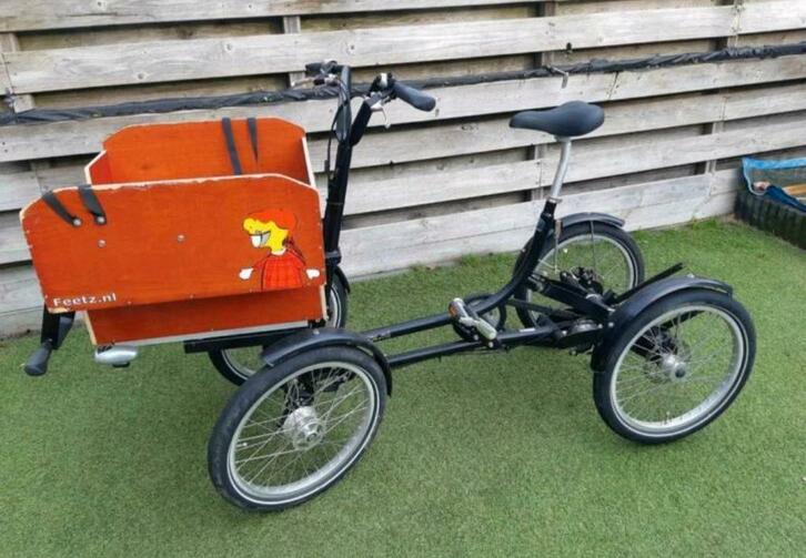 Feetz 4 wieler bakfiets met houten bak .niet elek,Opknapper., Fietsen en Brommers, Fietsen | Driewielfietsen, Gebruikt, Ophalen