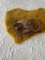 Goud dopje, gouden fascinator dames/meisje,camel hoed, Ophalen of Verzenden, Nieuw, One size fits all, Hoed