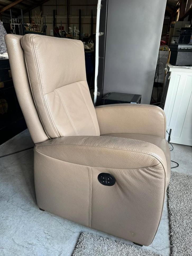 Electrisch fateuil inclusief bezorgen, Huis en Inrichting, Fauteuils, Zo goed als nieuw, 50 tot 75 cm, Ophalen of Verzenden