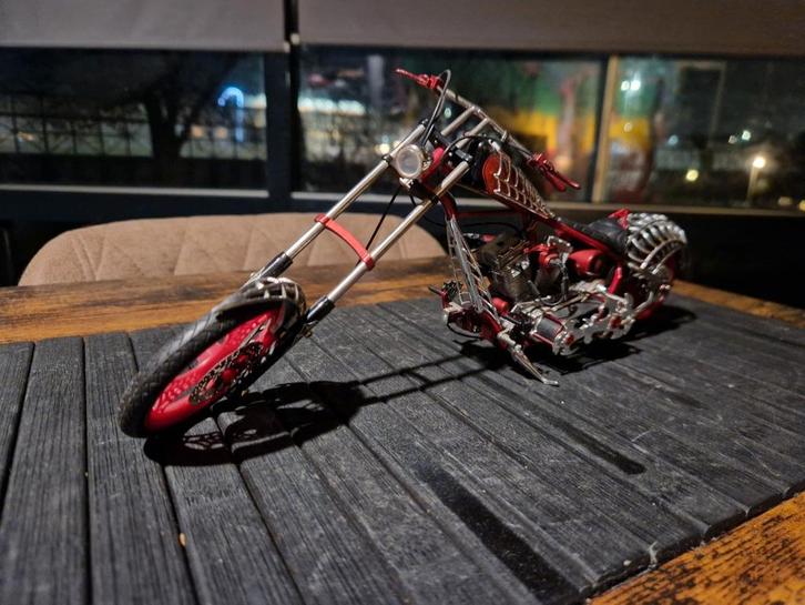 Schaalmodel OCC Chopper, Hobby en Vrije tijd, Modelbouw | Auto's en Voertuigen, Zo goed als nieuw, Overige typen, 1:32 tot 1:50