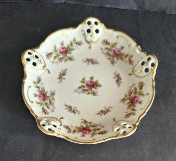 Rosenthal Moliere porseleinen bonbonschaaltje. Type Moosrose beschikbaar voor biedingen