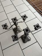 Vintage Zilvertin Kandelaren met druivenmotief, 25 tot 50 cm, Ophalen of Verzenden, Zo goed als nieuw, Grijs