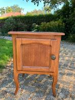 Vintage eikenhouten nachtkastje met deurtje, Ophalen