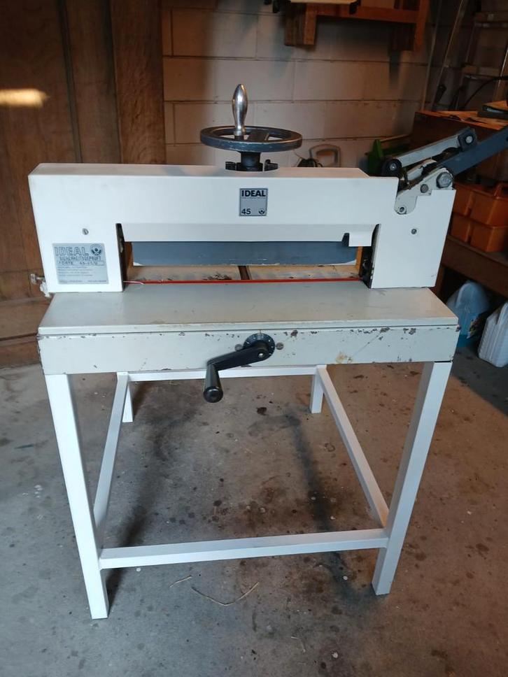 Ideal 45 Papiersnijmachine  voor boekbinden, Hobby en Vrije tijd, Overige Hobby en Vrije tijd, Gebruikt, Ophalen