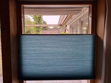 Luxaflex Duette Shade plissé gordijnen beschikbaar voor biedingen