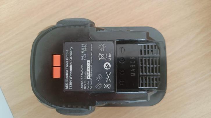 AEG PRO 18V Lithium-Ion Accu 3.0Ah – NIEUW, Doe-het-zelf en Verbouw, Gereedschap | Boormachines, Nieuw, Boor- en Schroefmachine