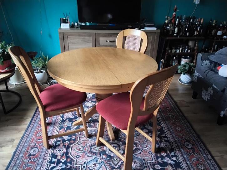 GRATIS. Tafel met 6 stoelen, Huis en Inrichting, Tafels | Eettafels, Gebruikt, 50 tot 100 cm, Rechthoekig, Overige houtsoorten