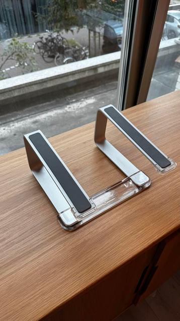Griffin Elevator Laptop Standaard - Gebruikt beschikbaar voor biedingen