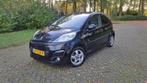 Peugeot 107 1.0 12V 5Drs Black & Silver LEDER AIRCO LED LMV, Auto's, Peugeot, Voorwielaandrijving, Euro 5, Elektrische ramen, Gebruikt