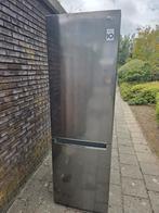 LG Koelkast - Zo goed als nieuw!, Witgoed en Apparatuur, Koelkasten en IJskasten, Ophalen, 200 liter of meer, Met aparte vriezer