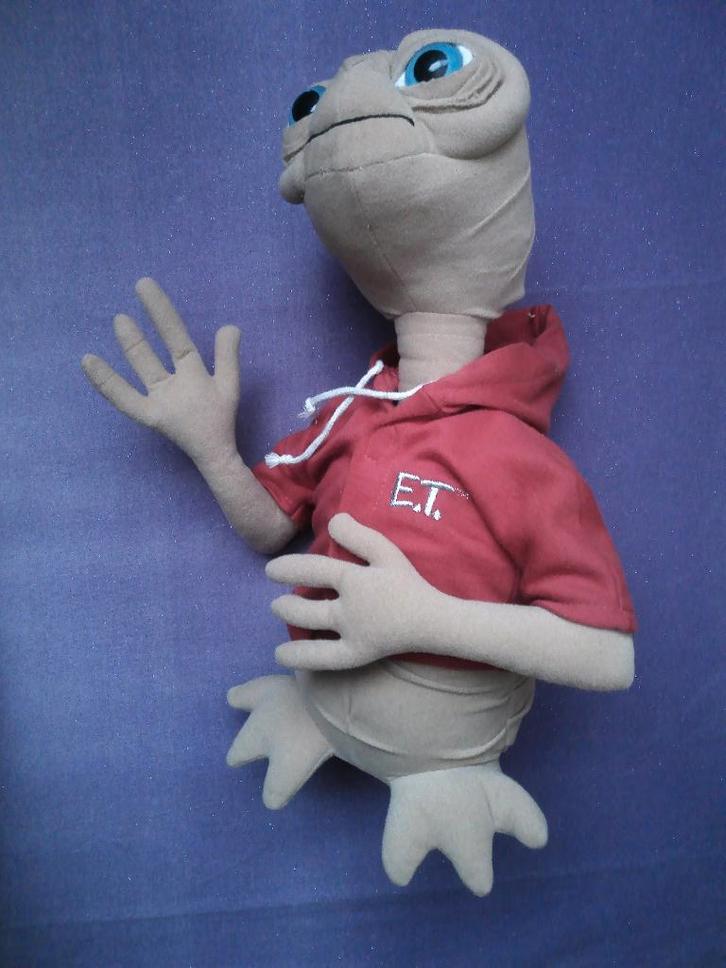UNIVERSAL STUDIOS Knuffel E.T. EXTRA TERRESTRIAL. 38 CM, Kinderen en Baby's, Speelgoed | Knuffels en Pluche, Nieuw, Overige typen