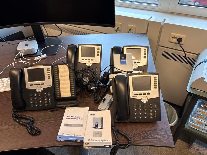 Linksys VOIP Telefoon Set - SPA9000, Telecommunicatie, Telefooncentrales, Gebruikt, Analoge centrale, Ophalen of Verzenden