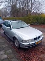 BMW 5-Serie 2.8 I 528 Touring AUT 2000 Grijs, Auto's, Automaat, Achterwielaandrijving, Zwart, 2000 kg