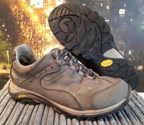 Meindl Caracas gtx lo lady maat uk-6 / 39,5 wandelschoenen, Sport en Fitness, Bergsport en Wandelen, Zo goed als nieuw, Schoenen